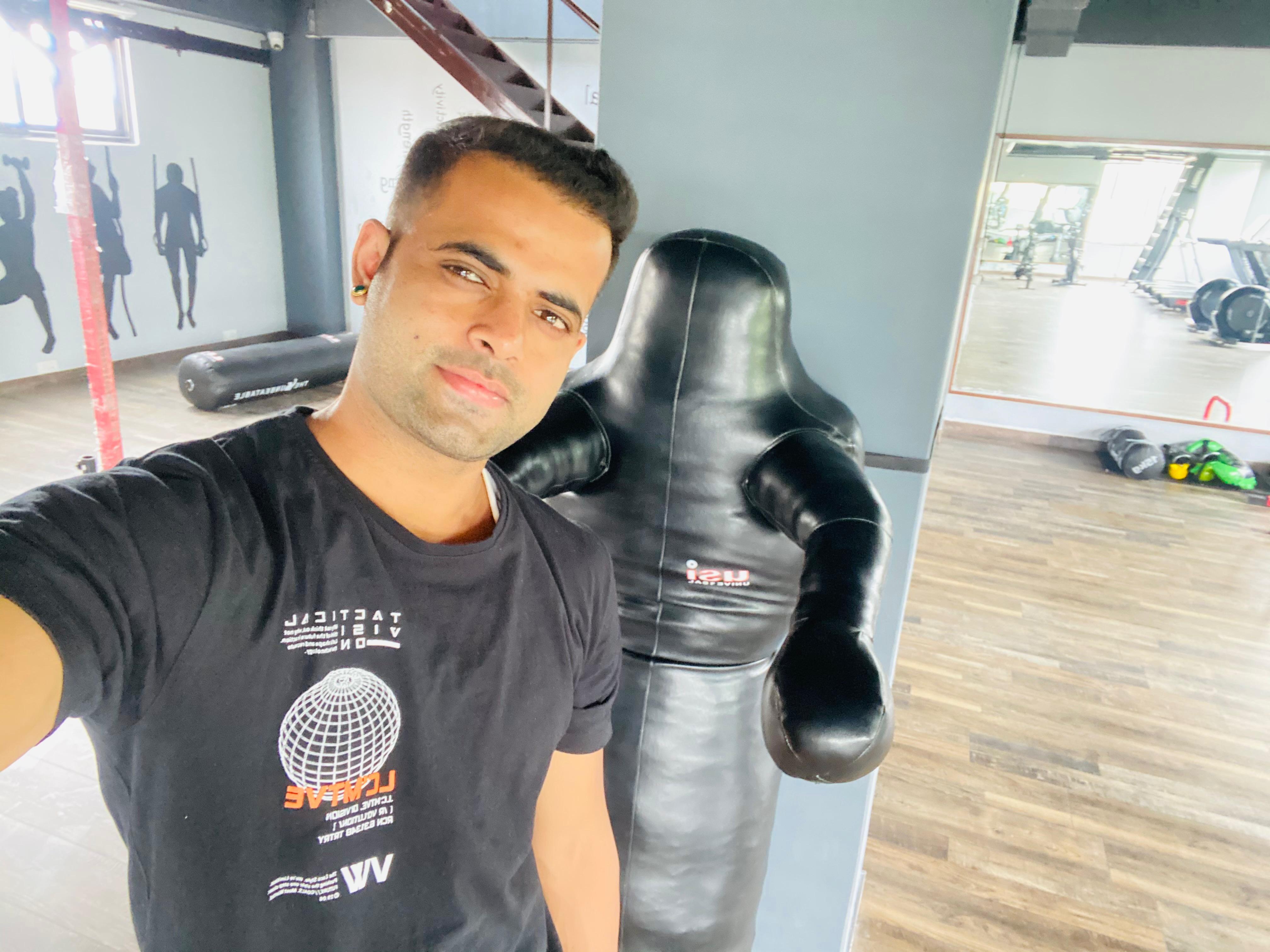 Piyush Singh, Certified General and Personal Trainer at Revolution Fitness Jodhpur